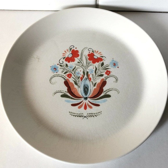 Set of 2 Johnson Brothers Berggren 8" Plates Folk Art Flowers Swedish Design - Picture 7 of 12